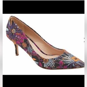 Charles by Charles David NIB 8.5 M Angelica Pointed-Toe Pumps